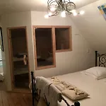 לינה וארוחת בוקר La Maison D'arc 4*