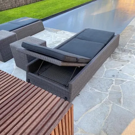 La Maison D'arc ベッド・アンド・ブレックファスト 4*