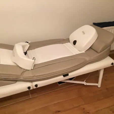 La Maison D'arc ベッド・アンド・ブレックファスト 4*