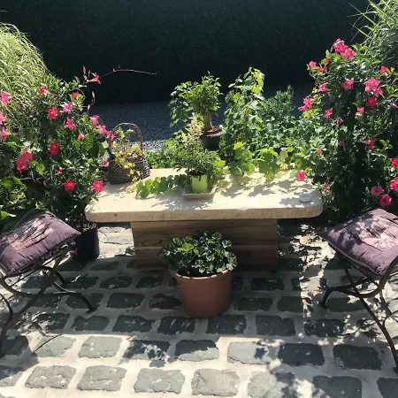 ベッド・アンド・ブレックファスト La Maison D'arc