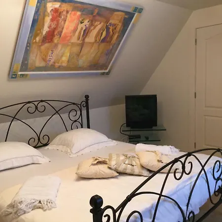 ベッド・アンド・ブレックファスト La Maison D'arc Frasnes-lez-Anvaing